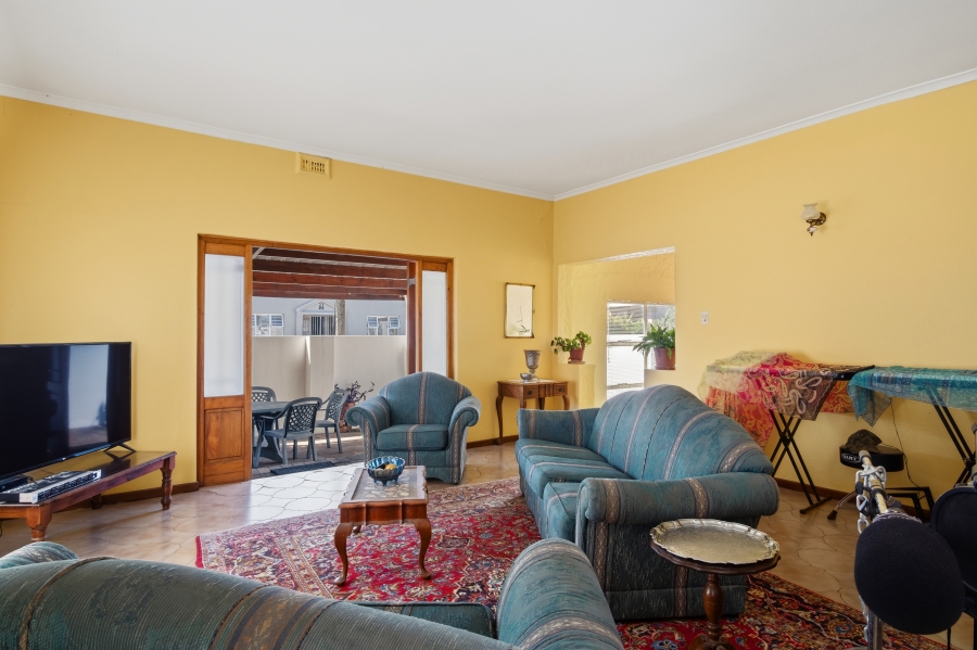 3 Bedroom Property for Sale in Heathfield Western Cape